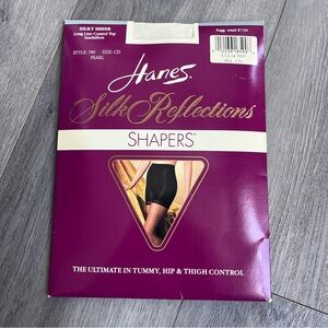 Vintage Hanes Silk Reflections Shapers Pantyhose Pearl Silky Sheer Control CD